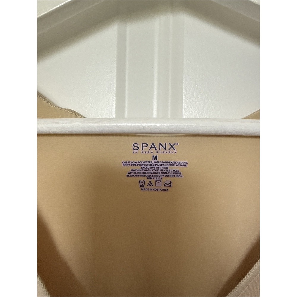 Spanx Beige Crossover Chest Camisole Sz M Medium Compression - Picture 2 of 6